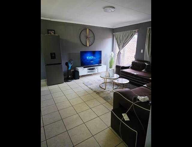 2 BEDROOM APARTMENT FOR SALE IN BIRCHLEIGH